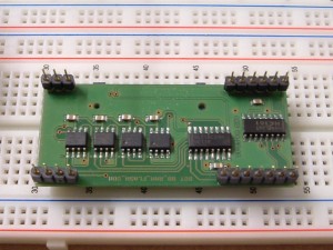 Modul von unten mit 2 x 32kB RAM, 2 x 2MB Flash Mem., Encoder und Zähler.