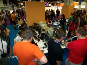 visitors2.jpg (321.46 KiB) 16013 mal betrachtet So sieht ein voller Stand aus!