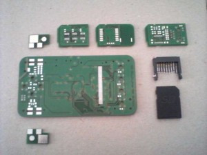 GBP-Board LCD-Seite, Batteriekontakte, SD-Module, SD-Fassung, SD-Karte <br />GBP-board LCD side, battery contacts without spring, SD modules, SD-connector, SD-Card